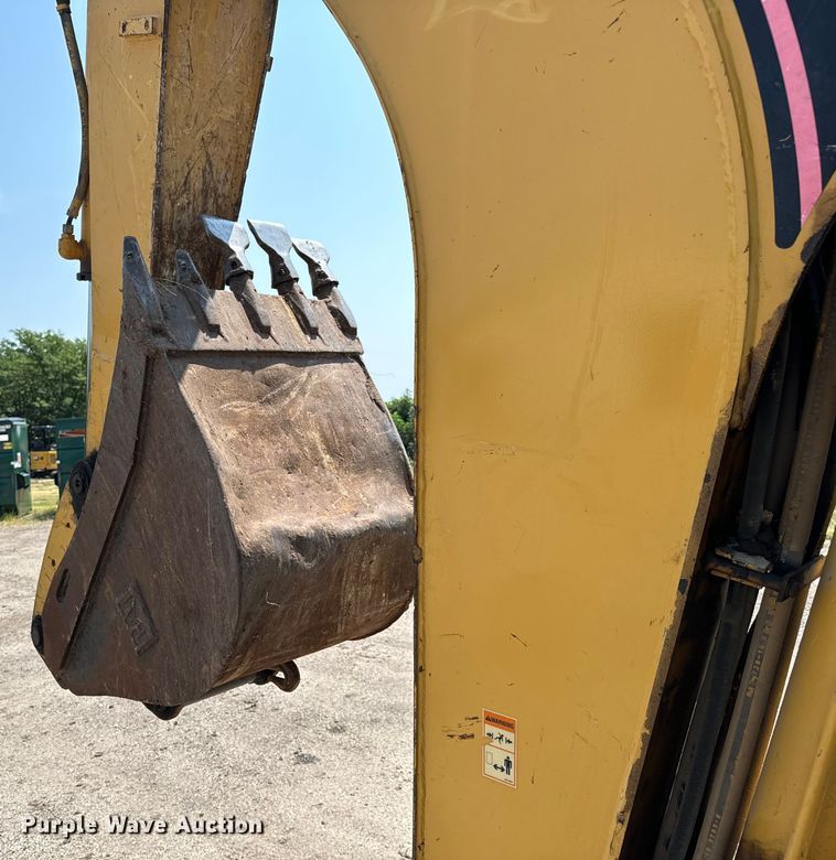 image for item LF9874 2001 Caterpillar  420D backhoe