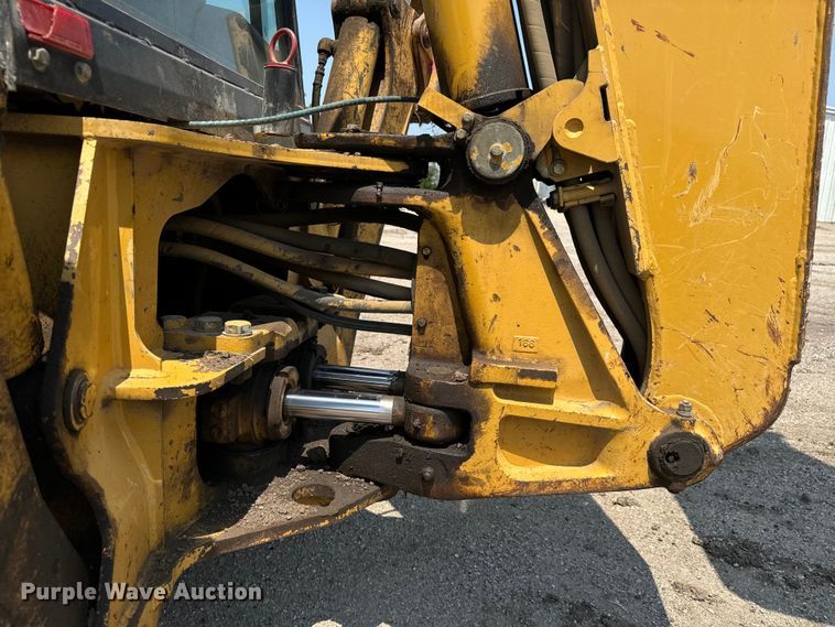 image for item LF9874 2001 Caterpillar  420D backhoe