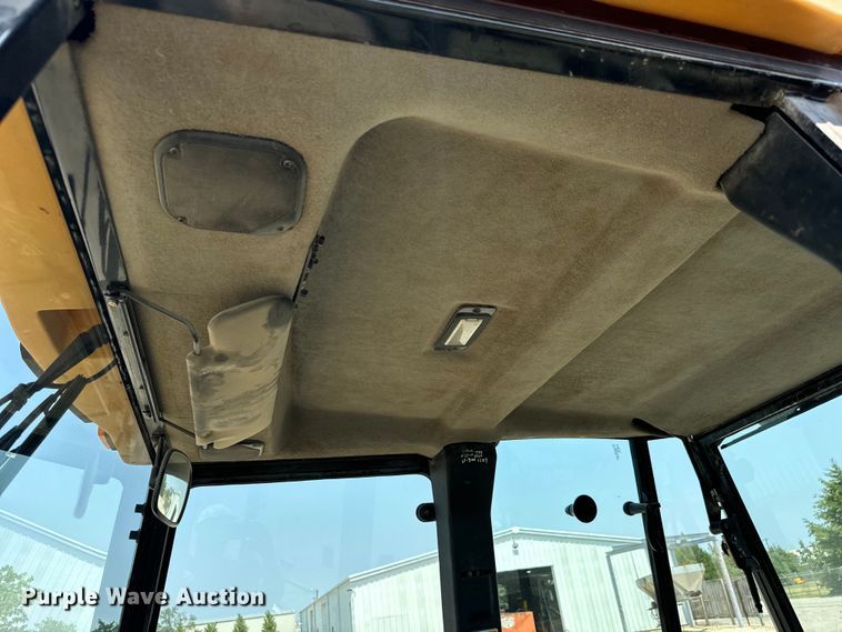 image for item LF9874 2001 Caterpillar  420D backhoe