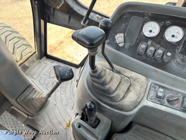 image for item LF9874 2001 Caterpillar  420D backhoe