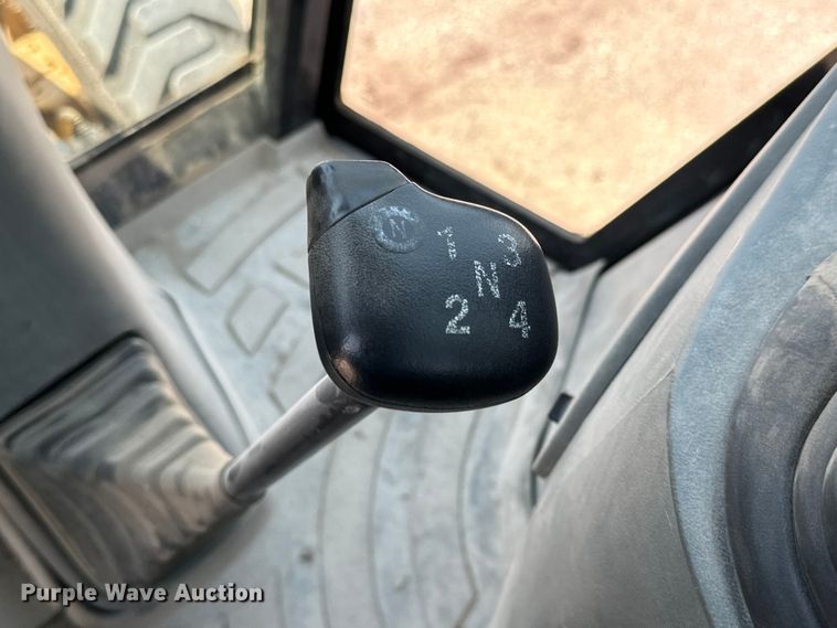 image for item LF9874 2001 Caterpillar  420D backhoe