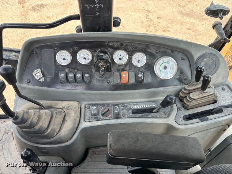 image for item LF9874 2001 Caterpillar  420D backhoe