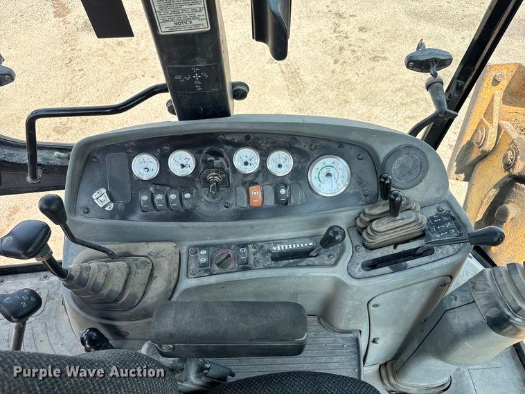 image for item LF9874 2001 Caterpillar  420D backhoe