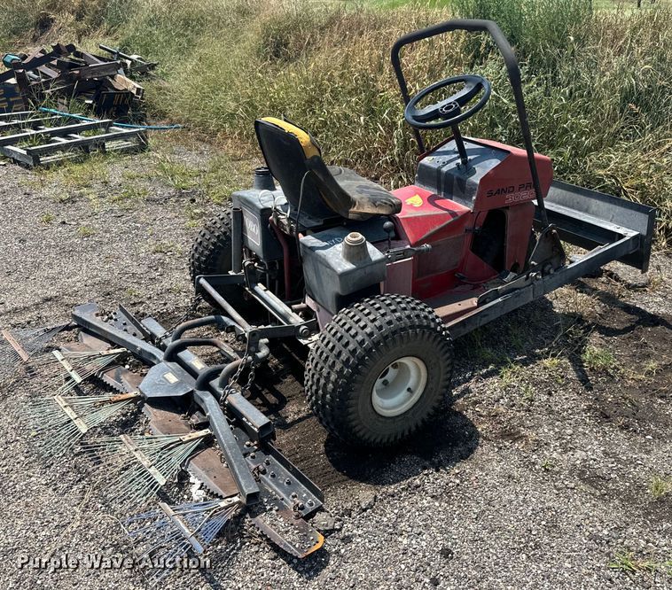 image for item LF9876 Toro Sand Pro 3020 bunker rake