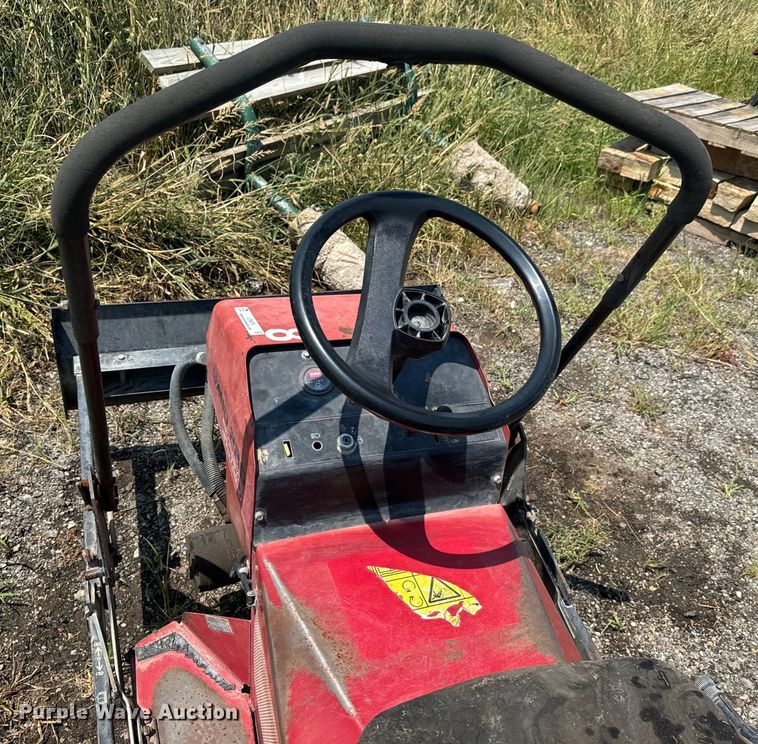 image for item LF9876 Toro Sand Pro 3020 bunker rake