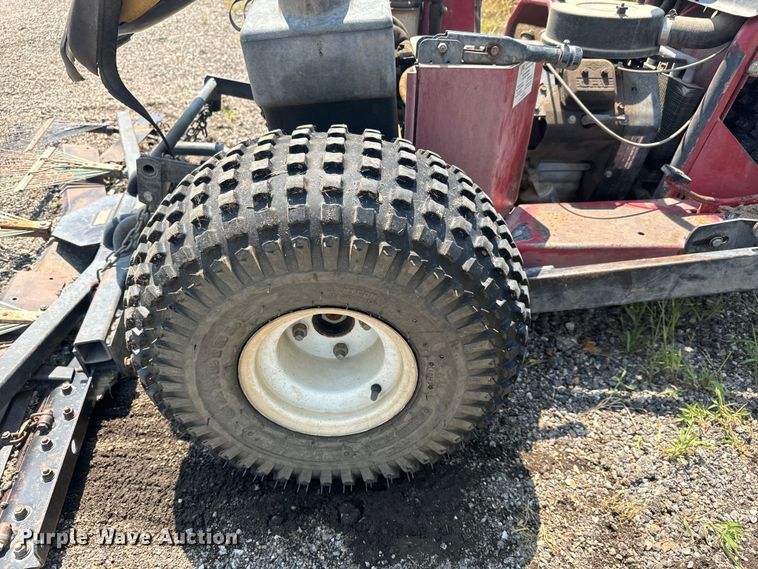 image for item LF9876 Toro Sand Pro 3020 bunker rake