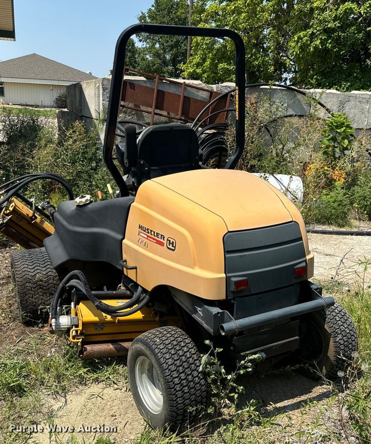 image for item LF9877 2011 Hustler  7700 reel mower