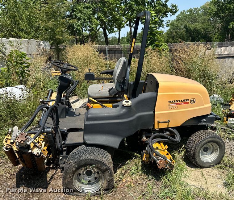 image for item LF9877 2011 Hustler  7700 reel mower