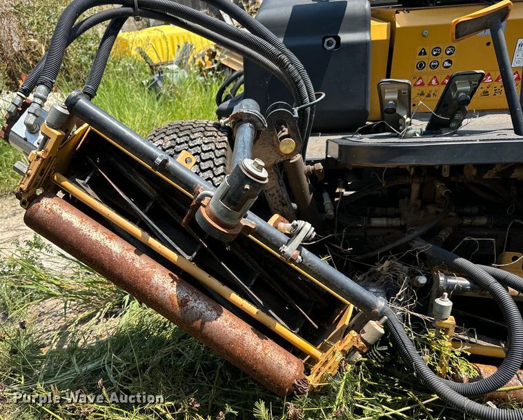 image for item LF9877 2011 Hustler  7700 reel mower