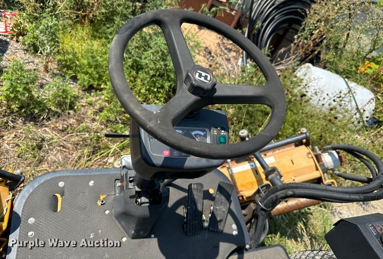 image for item LF9877 2011 Hustler  7700 reel mower