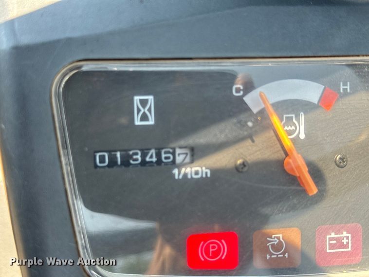 image for item LF9877 2011 Hustler  7700 reel mower