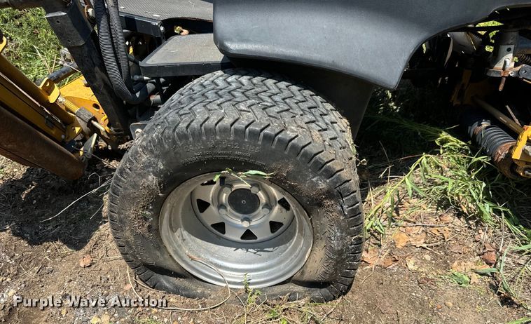 image for item LF9877 2011 Hustler  7700 reel mower