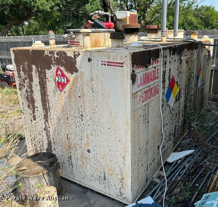 image for item LF9878 Fuel tank