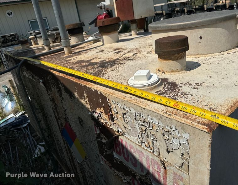 image for item LF9878 Fuel tank