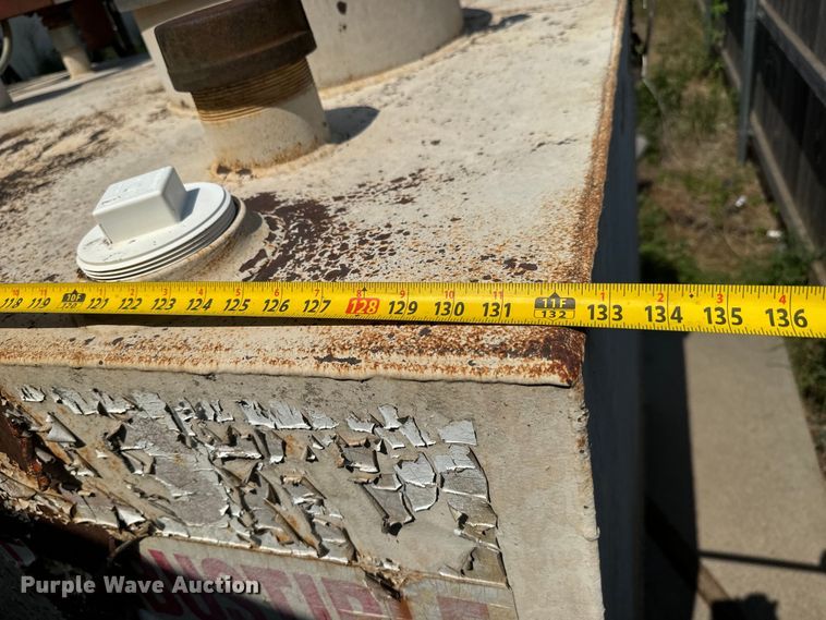 image for item LF9878 Fuel tank