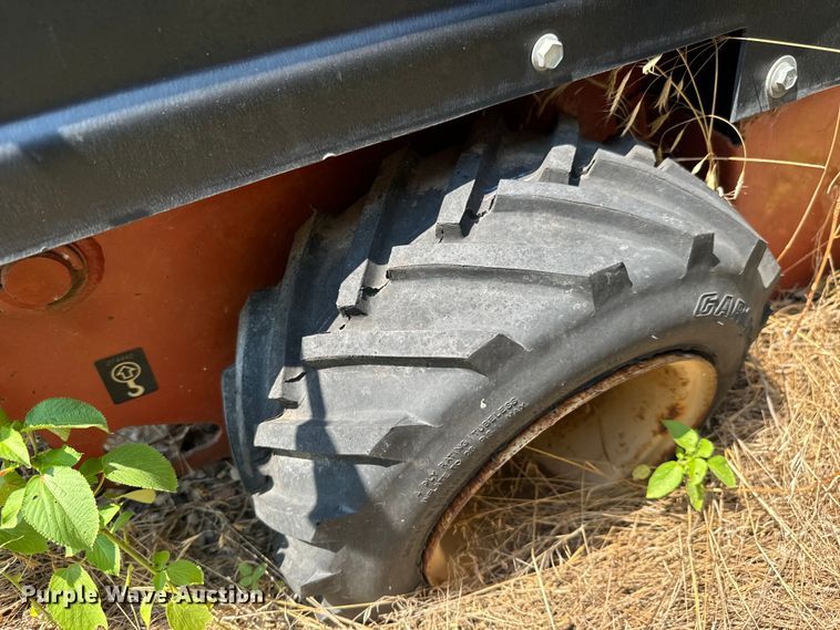 image for item LF9879 Ditch Witch 1020 trencher