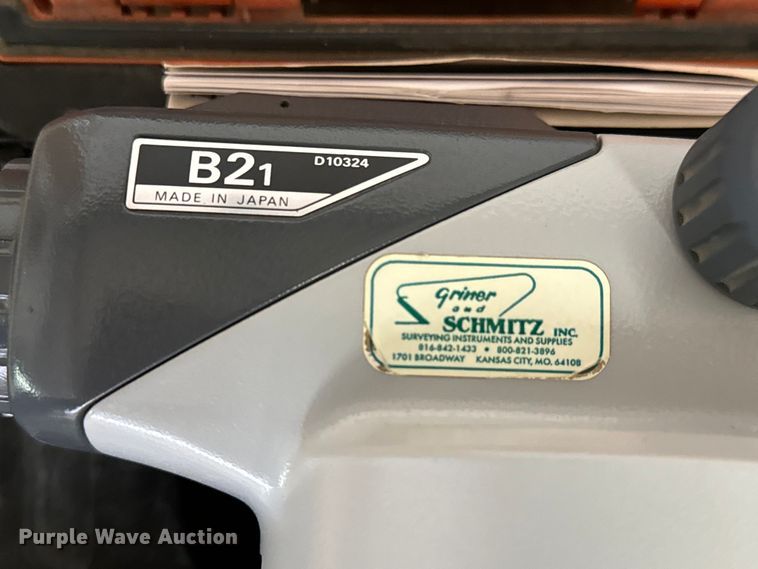 image for item LF9881 Surveying equipment 