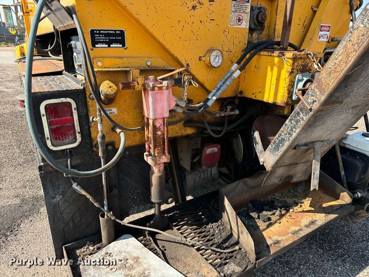 image for item LF9883 1995 Ford F800 pothole patcher truck