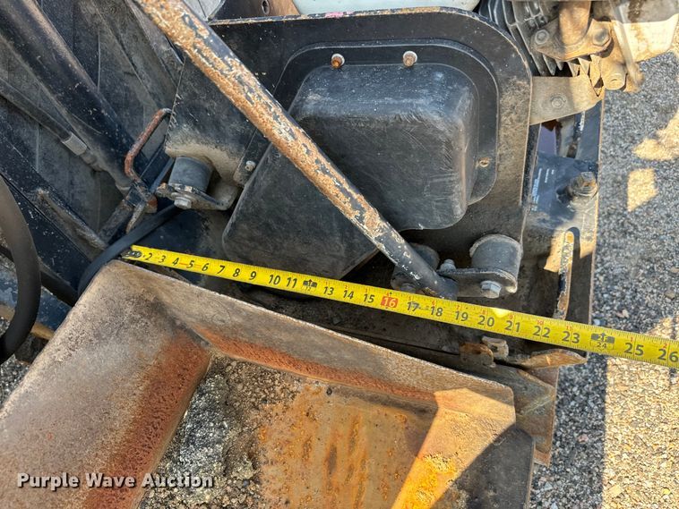 image for item LF9883 1995 Ford F800 pothole patcher truck