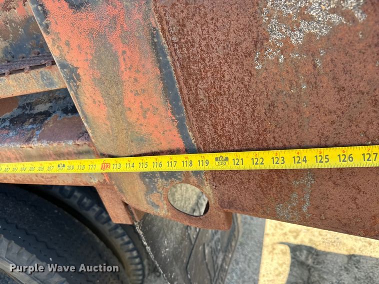 image for item LF9888 1984 Ford F600 dump truck