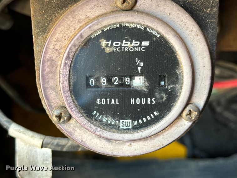 image for item LF9888 1984 Ford F600 dump truck