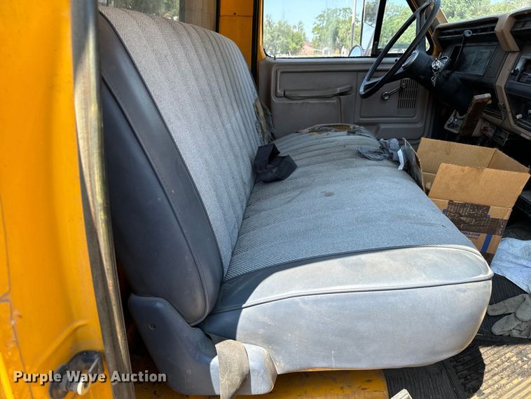 image for item LF9888 1984 Ford F600 dump truck