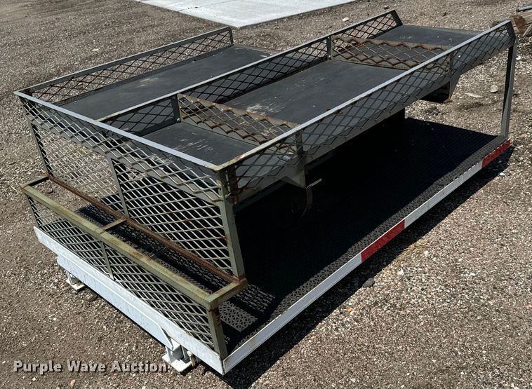 image for item LF9889 Slide out