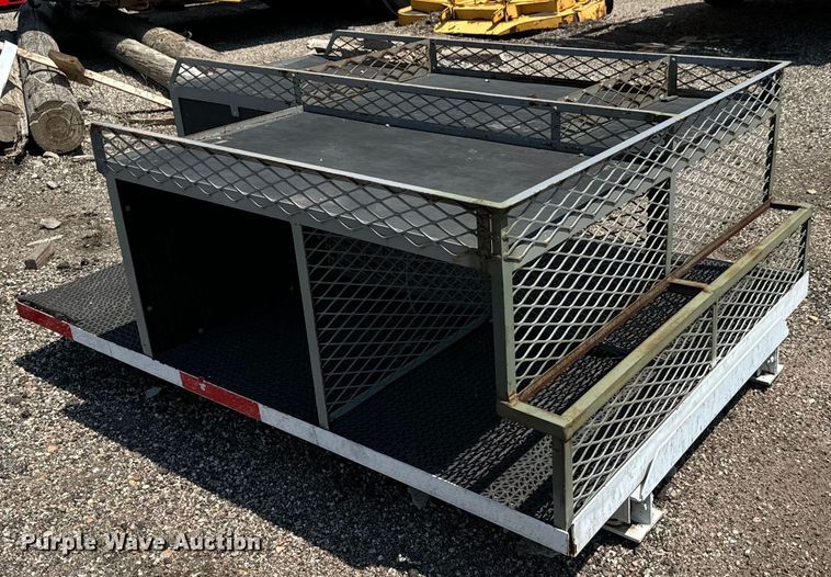 image for item LF9889 Slide out