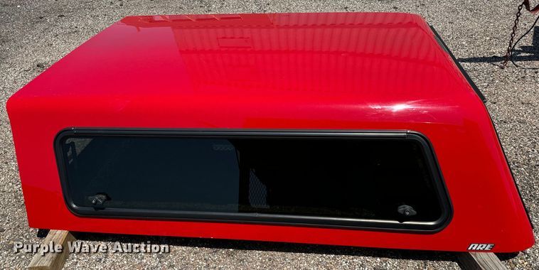 image for item LF9890 ARE pickup truck topper