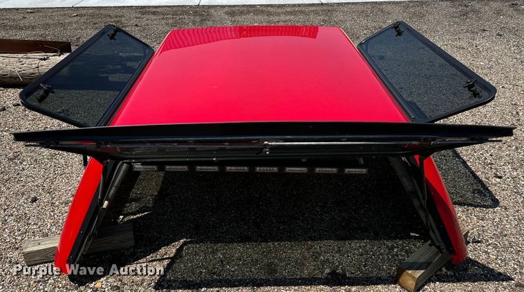 image for item LF9890 ARE pickup truck topper