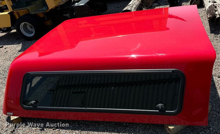 image for item LF9890 ARE pickup truck topper