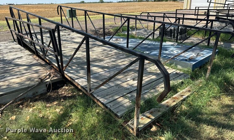 image for item LF9897 Approximately 150' of floating dock walkways