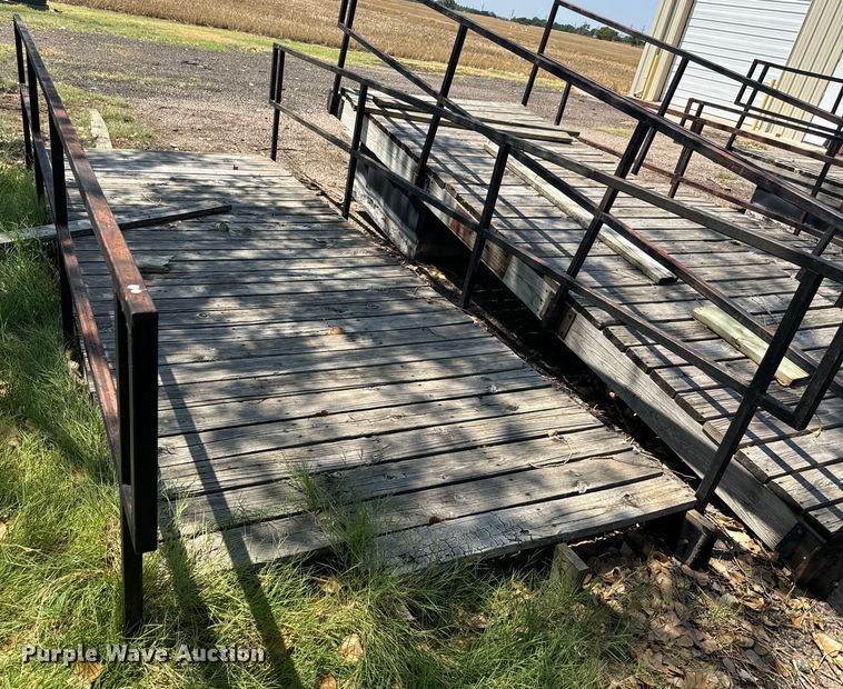 image for item LF9897 Approximately 150' of floating dock walkways