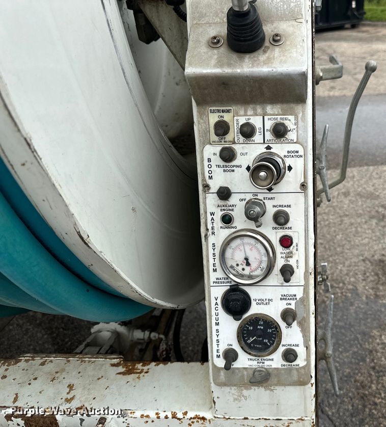 image for item LR9408 2008 Sterling  LT8500 sewer jetter truck