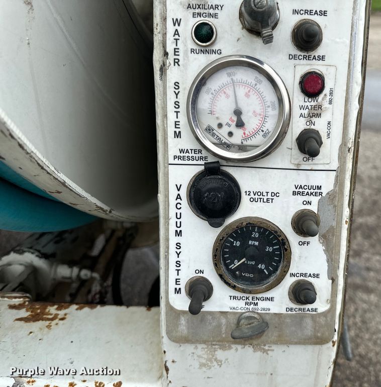 image for item LR9408 2008 Sterling  LT8500 sewer jetter truck