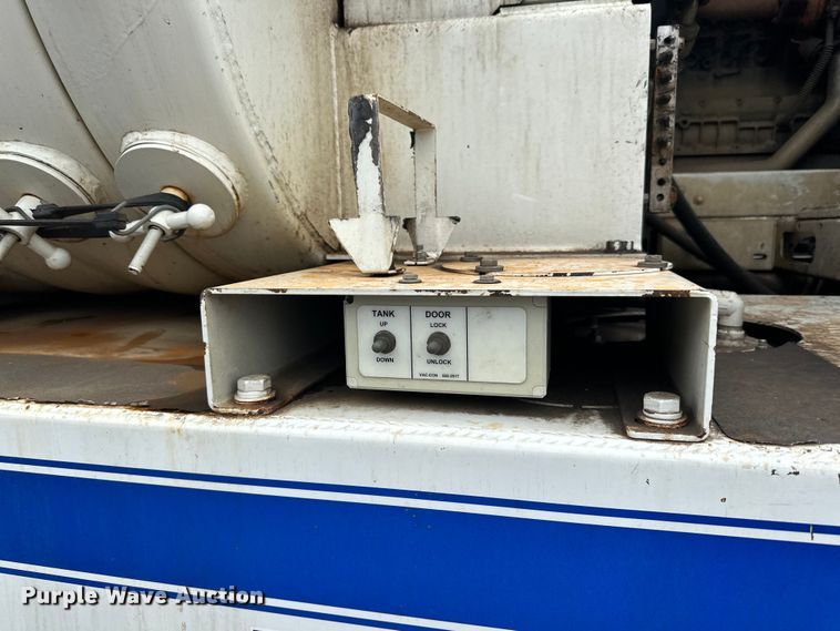 image for item LR9408 2008 Sterling  LT8500 sewer jetter truck