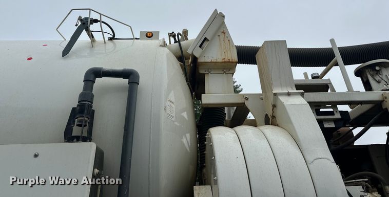 image for item LR9408 2008 Sterling  LT8500 sewer jetter truck