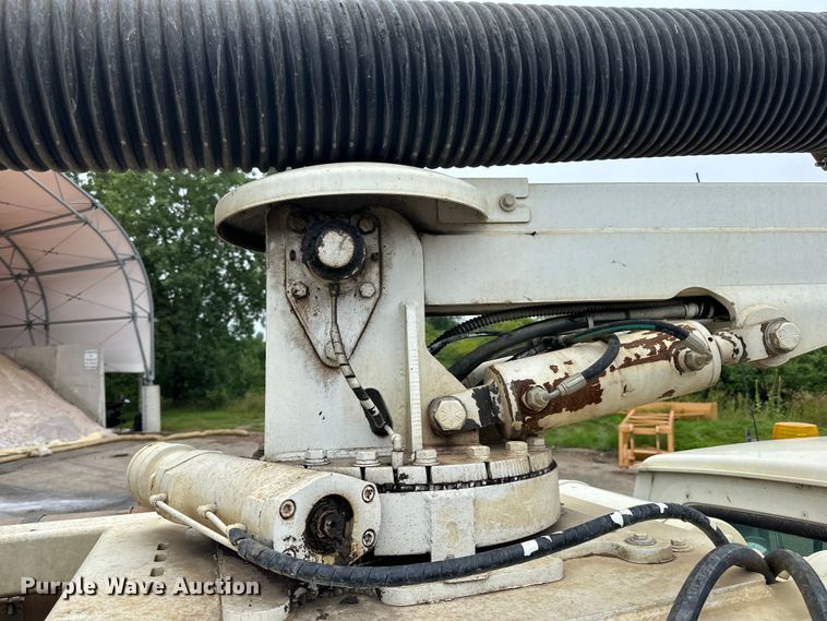 image for item LR9408 2008 Sterling  LT8500 sewer jetter truck