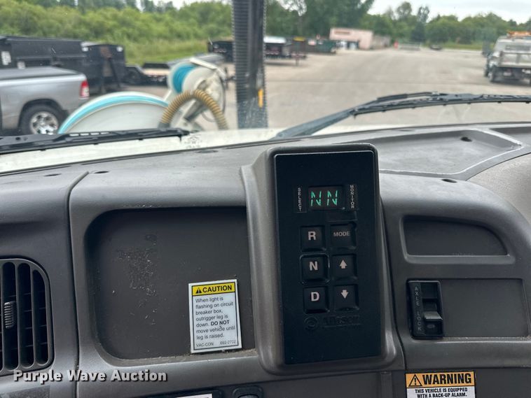 image for item LR9408 2008 Sterling  LT8500 sewer jetter truck