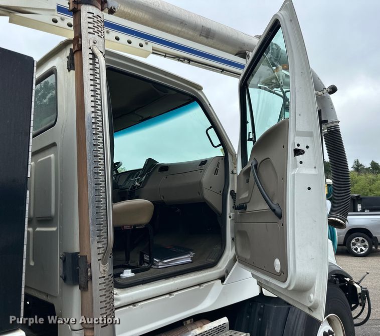 image for item LR9408 2008 Sterling  LT8500 sewer jetter truck