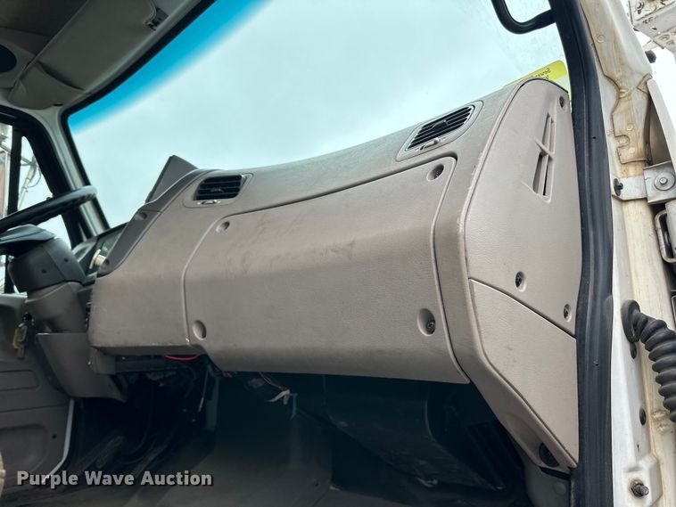 image for item LR9408 2008 Sterling  LT8500 sewer jetter truck