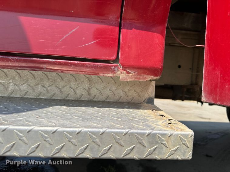 image for item LR9412 1988 Ford  F350 utility bed pickup truck