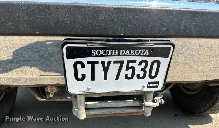 image for item LR9412 1988 Ford  F350 utility bed pickup truck