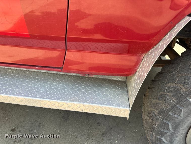 image for item LR9412 1988 Ford  F350 utility bed pickup truck