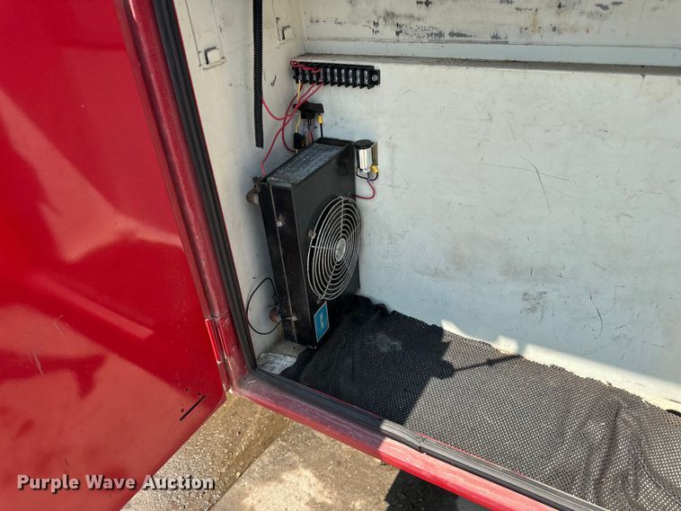 image for item LR9412 1988 Ford  F350 utility bed pickup truck