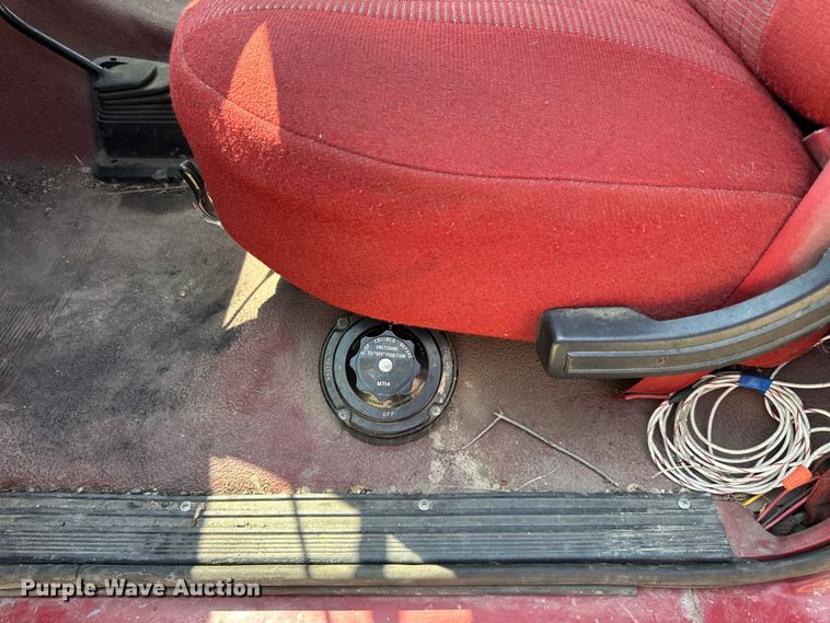 image for item LR9412 1988 Ford  F350 utility bed pickup truck