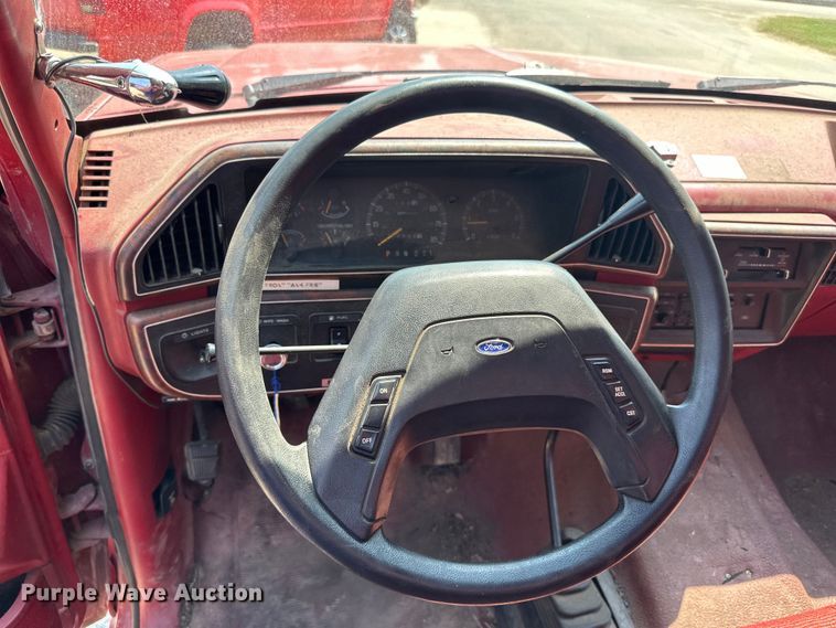 image for item LR9412 1988 Ford  F350 utility bed pickup truck