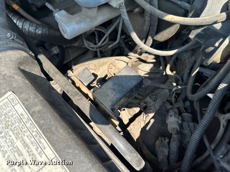 image for item LR9412 1988 Ford  F350 utility bed pickup truck