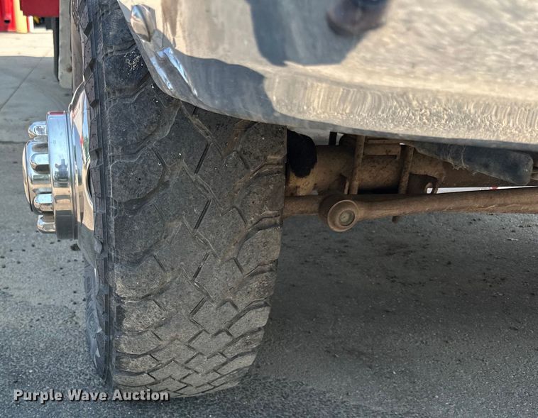 image for item LR9412 1988 Ford  F350 utility bed pickup truck