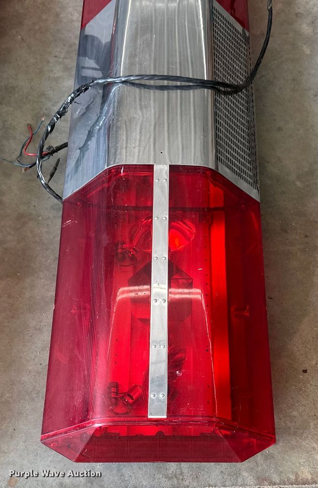 image for item LR9414 (4) emergency lights